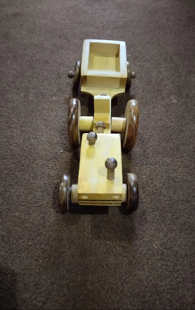 Yellow shakir rabbani wood handicraft Tractor kids toys, Child Age Group: 4-6 Yr