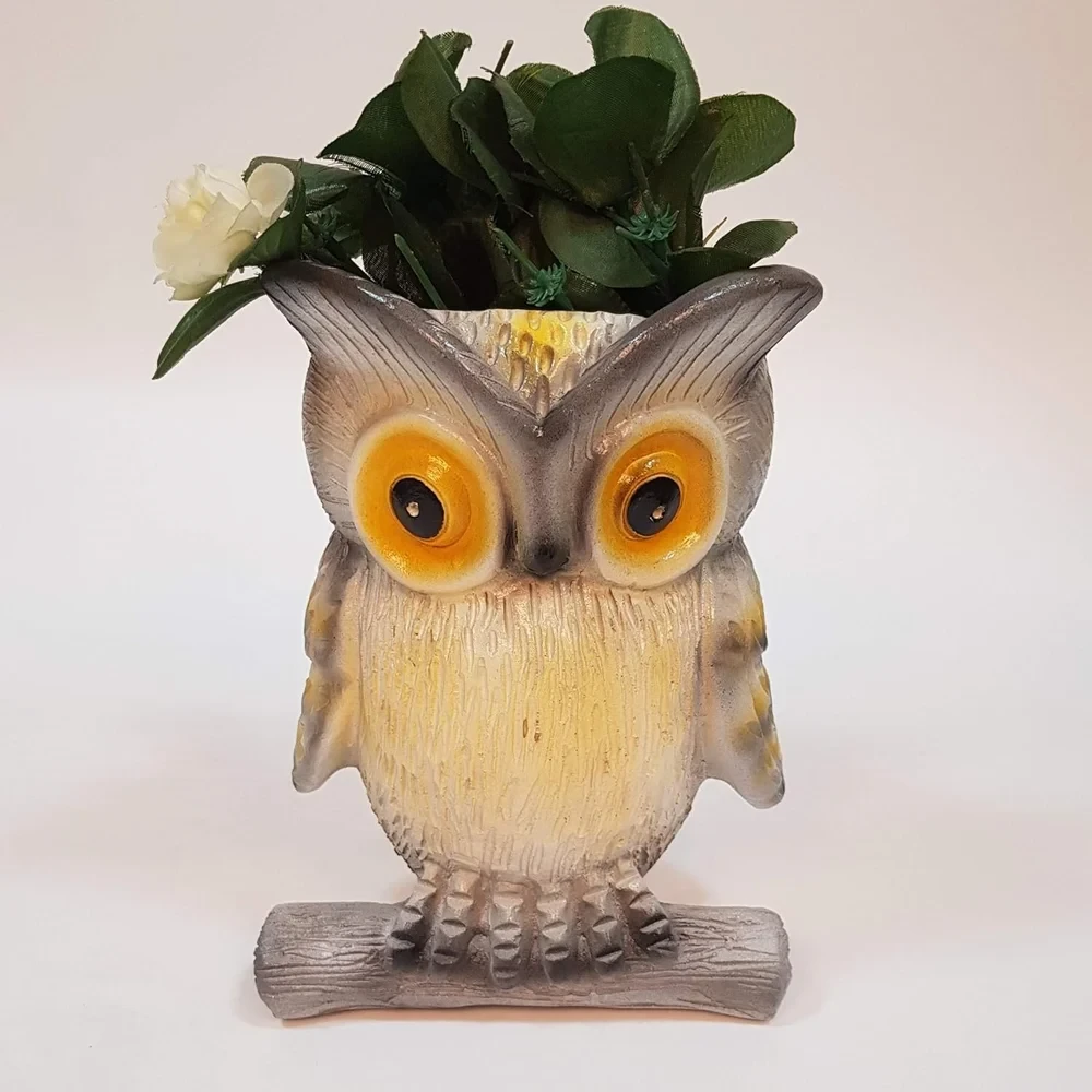 Resin Garden Owl Planter